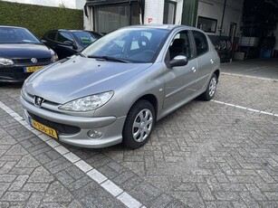 Peugeot 206 1.4 XR