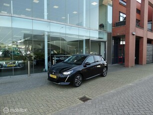 Peugeot 208 1.2 131pk Allure automaat / 3d cockpit / 1e eig.