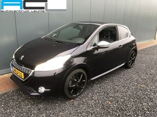 Peugeot 208 1.6 VTi 122pk Navigatie Panoramdak 3-drs