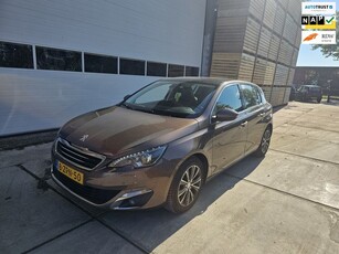 Peugeot 308 1.2 PureTech Allure NAV.+ Clima Bj:2015 NAP!