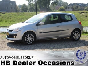 Renault Clio 1.2 TCE Collection - Airco zaterdag open tot