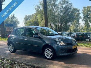 Renault Clio 1.6 16v AUTOMAAT!CLIMA!5DEURS!KOOPJE!