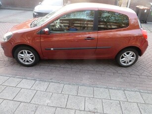 Renault Clio 1.6-16V Dynamique Luxe