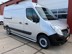 Renault Master T33 2.3 dCi L2H2