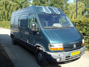 Renault Master T35 2.5dCi L3H2 met klein beetje werk