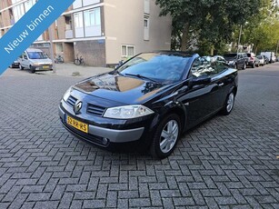 Renault Mégane Coupé-Cabriolet 1.6-16V Privilège Luxe