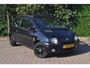 Renault TWINGO Initiale Paris