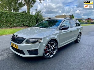 Skoda Octavia Combi 2.0 TSI RS 301PK/DSG/CLIMA/NAVI/LEER