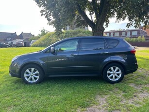 Subaru Tribeca 3.0R Luxury AWD LEER NAVI TREKHAAK 2000KG