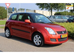 Suzuki Swift 1.3i 16v COMFORT-uitv/ZWART