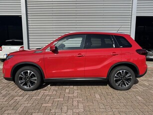 Suzuki Vitara 1.4 Boosterjet Style Smart Hybrid