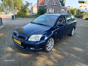 Toyota Avensis Wagon 2.4 VVTi Linea Luna automaat