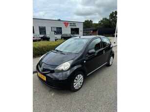 Toyota Aygo 1.0-12V +