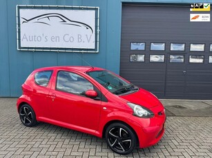 Toyota Aygo 1.0-12V + Automaat Stuubekr Lm velgen Incl nw