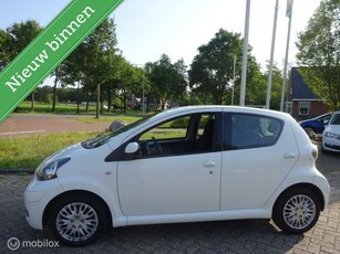 Toyota Aygo 1.0-12V Comfort 5DRS, AircoElekt,pakketLEZEN!