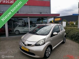 Toyota Aygo 1.0-12V Sport airco half leer lm velgen