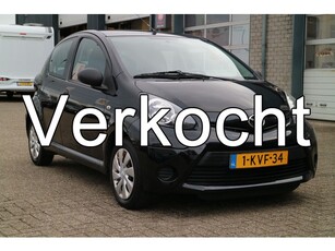 Toyota Aygo 1.0 VVT-i Now **VERKOCHT** (bj 2013)