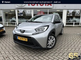 Toyota Aygo X 1.0 VVT-i S-CVT play