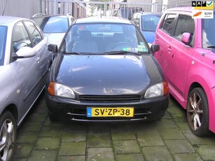 Toyota Starlet 1.3-16V nap sturbekr