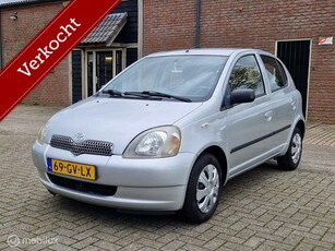 Toyota Yaris 1.3-16V VVT-i Sol/ Automaat/ Airco/ Nette auto.