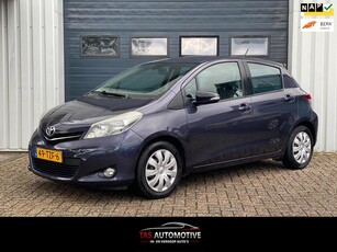 Toyota Yaris 1.3 VVT-i Dynamic 2e EIG / AUTOMAAT / NAVI