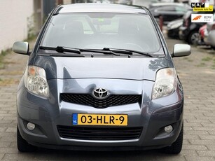 Toyota Yaris 1.3 VVTi Dynamic.km nap .nieuwe apk.