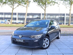 Volkswagen Golf 1.0 eTSI Virtual Cockpit Carplay/Android