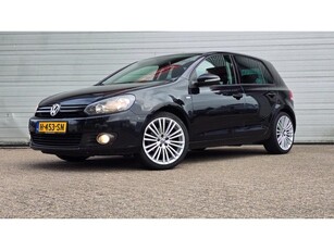 Volkswagen Golf 1.2 TSI MATCH - NIEUWE KETTING! - Voloptie - Stoelverwarming - Clima - PDC V + A - N