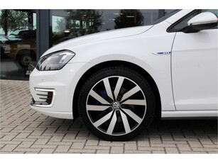 Volkswagen Golf 1.4 TSI GTE 1e eig.! LEER 18