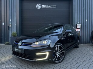 Volkswagen Golf 1.4 TSI GTEPanoCarPlayPDC18