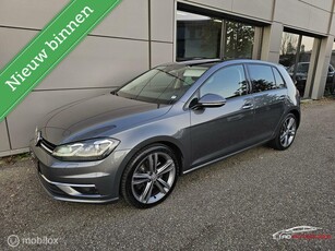 Volkswagen Golf 1.5 TSI DSG R-line