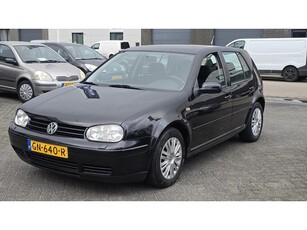 Volkswagen Golf 1.6 Trendline