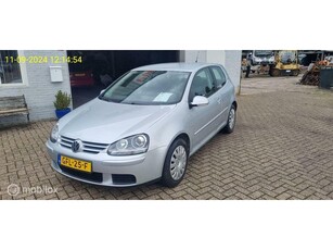 Volkswagen Golf 1.6 Trendline airco el ramen nwe apk