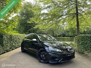 Volkswagen Golf 2.0 TSI 4Motion R / Dynaudio / Lane Assist /