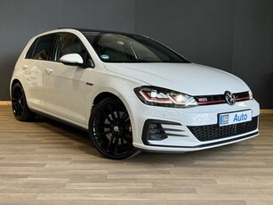 Volkswagen Golf 2.0 TSI GTI Performance PANO DCC DYN TREKHAAK