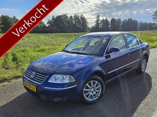 Volkswagen Passat 1.8 Turbo Highline (bj 2004, automaat)