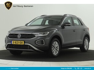 Volkswagen T-Roc 1.5 TSI 150 pk Life Navigatie (bj 2023)