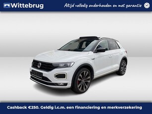 Volkswagen T-Roc 1.5 TSI 2x R-Line / PANO/ CAMERA/ PARK.