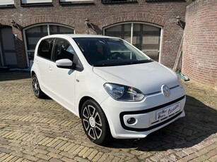 Volkswagen up! 1.0 high up! BlueMotion Airco/Navi/Lmvelg