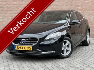 Volvo V40 1.6 T3 Momentum Leder - Navi - Camera - Cruise -