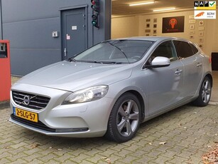 Volvo V40 1.6 T3 Momentum NAP / XENON / NAVI / SENSOREN /