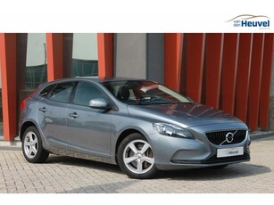 Volvo V40 T2 Momentum Automaat Parkassist V +A