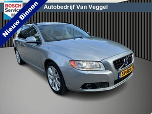 Volvo V70 1.6 T4 Limited Edition leer, navi, cruise