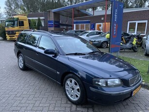 Volvo V70 2.4 170PK Automaat, nieuwe distributie, nieuwe APK