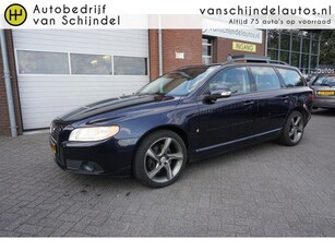 Volvo V70 2.4 D5 GEARTRONIC SUMMUM CRUISECONTROL ADAPTIEF