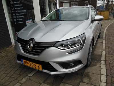 RENAULT MEGANE Estate 1.2 TCe Bose 12 maanden Bovag garantie trekhaak