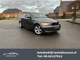 BMW 1-SERIE 118i High Executive