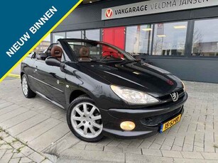 Peugeot 206 CC 1.6-16V ROLAND GARROS CABRIOLET (EL.BED. DAK)