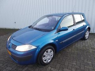 Renault MEGANE 1.6-16V Dynamique Luxe