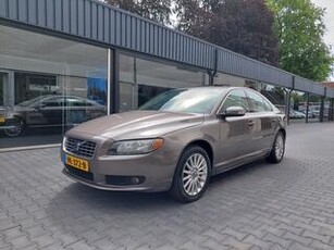 Volvo S80 3.2 Momentum BTW'er Navi Clima Cruise Stoelverwarming 17 inch Leer Electrisch verstelbare stoel Opendak Keyless Entry